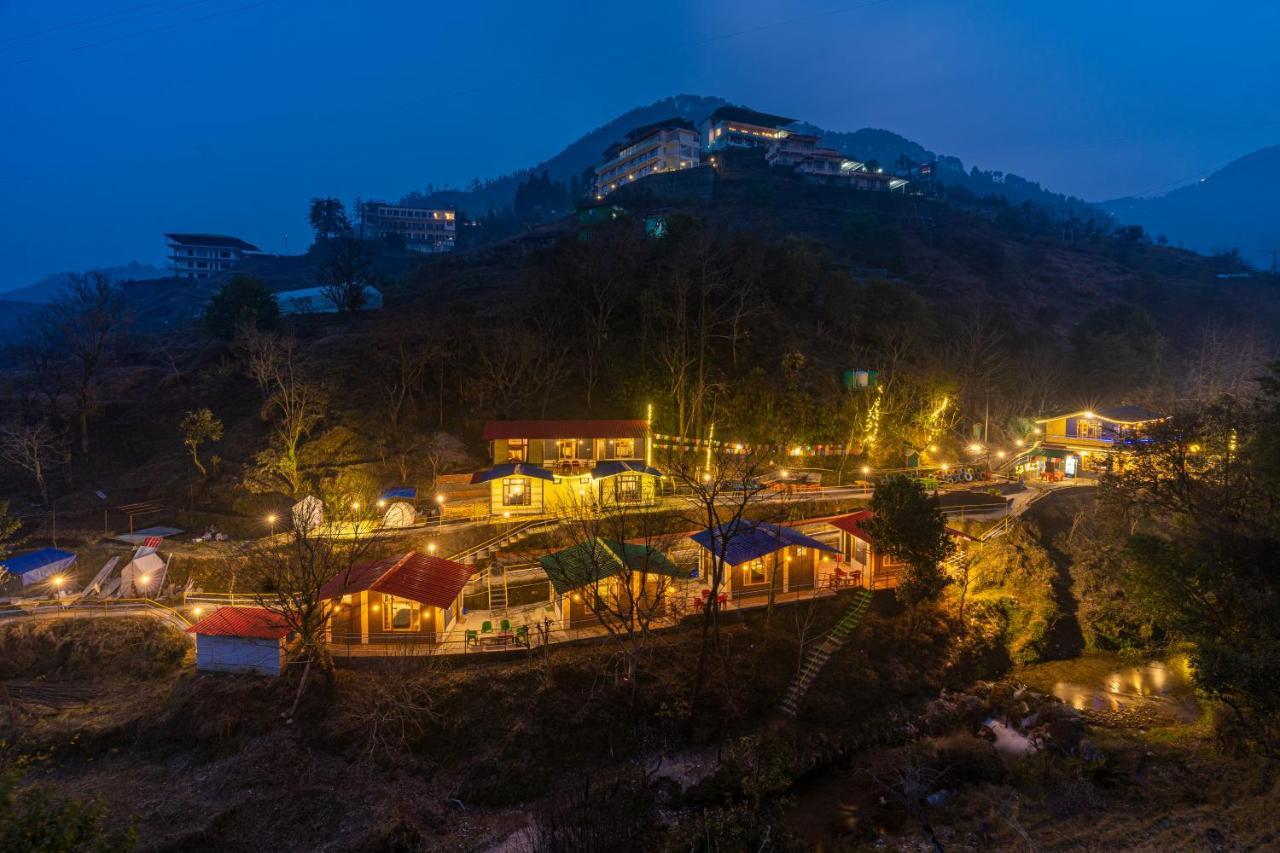 The Hosteller Mussoorie By The Streamside, Kempty 外观 照片