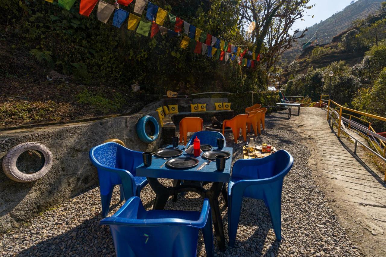 The Hosteller Mussoorie By The Streamside, Kempty 外观 照片