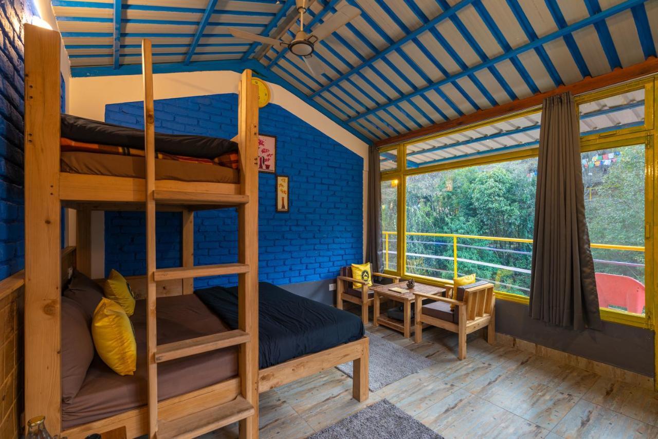 The Hosteller Mussoorie By The Streamside, Kempty 外观 照片