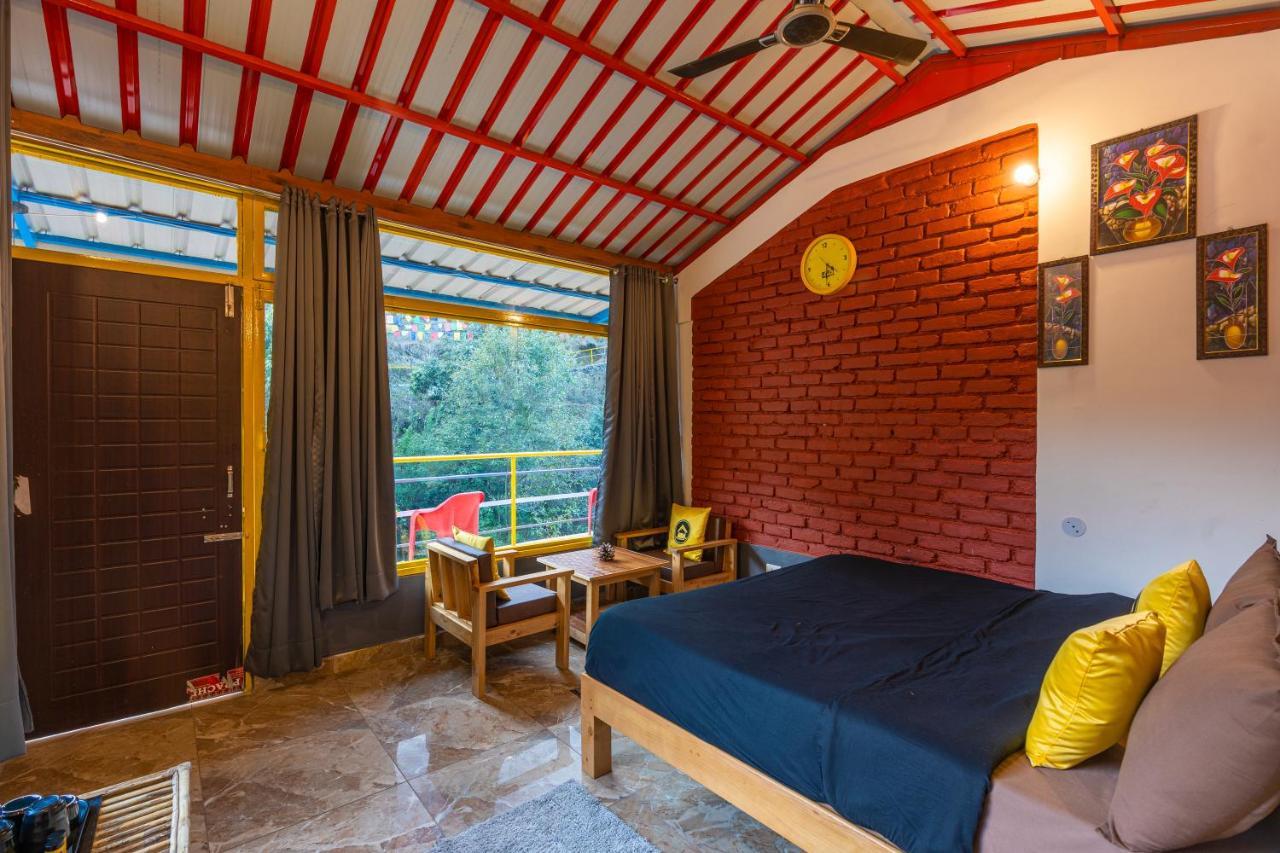 The Hosteller Mussoorie By The Streamside, Kempty 外观 照片