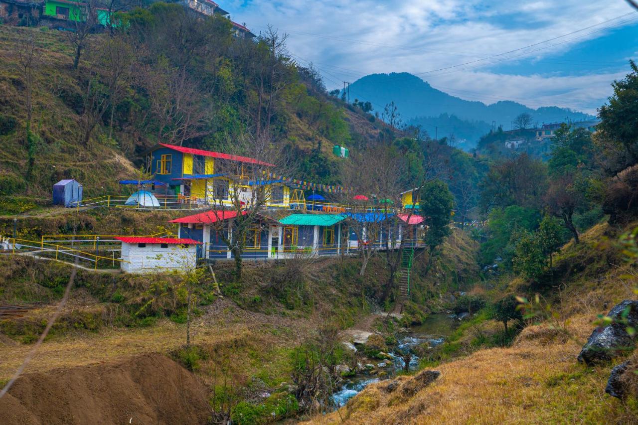 The Hosteller Mussoorie By The Streamside, Kempty 外观 照片