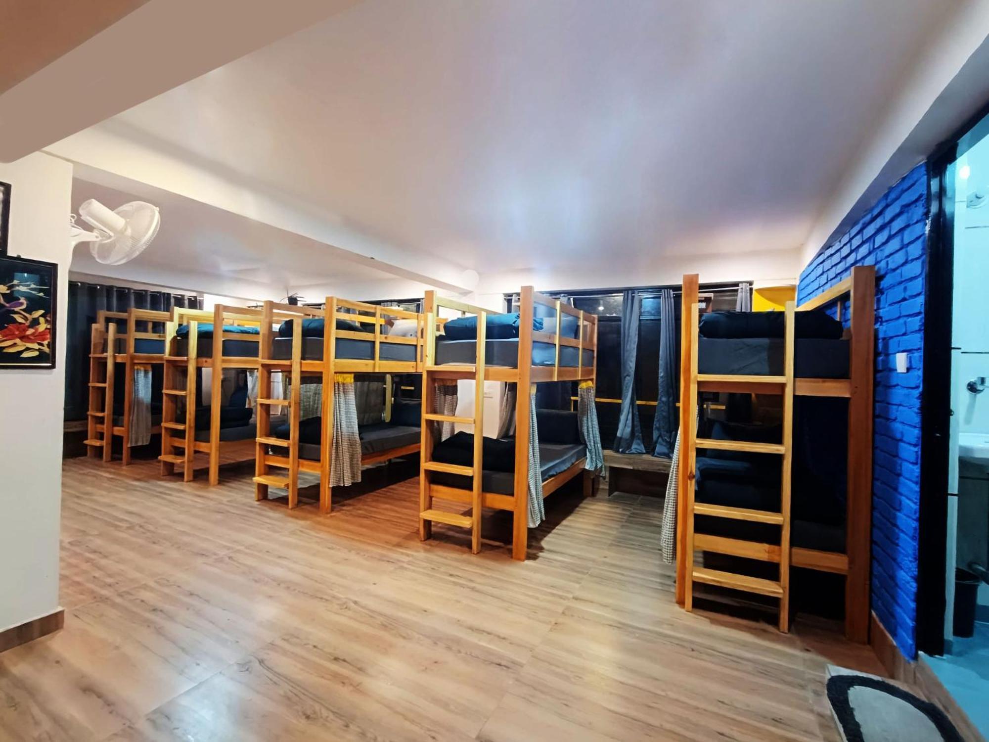 The Hosteller Mussoorie By The Streamside, Kempty 客房 照片